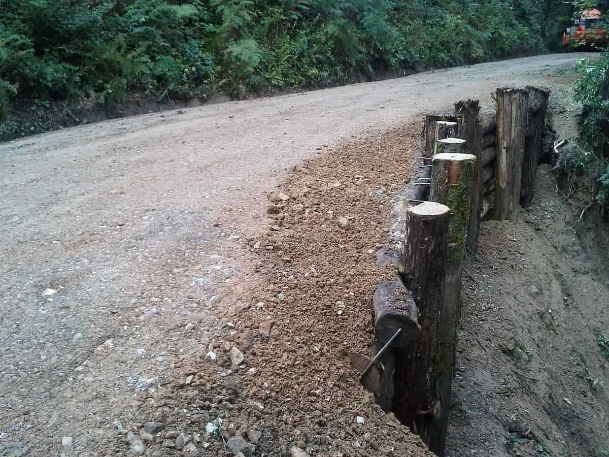 Drumuri de acces si platforme Mures cu piatra, sort si balast - imagine lucrare 9