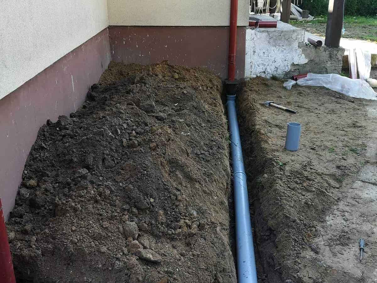 Sapaturi pentru fose septice si bazine in Sangeorgiu de Padure