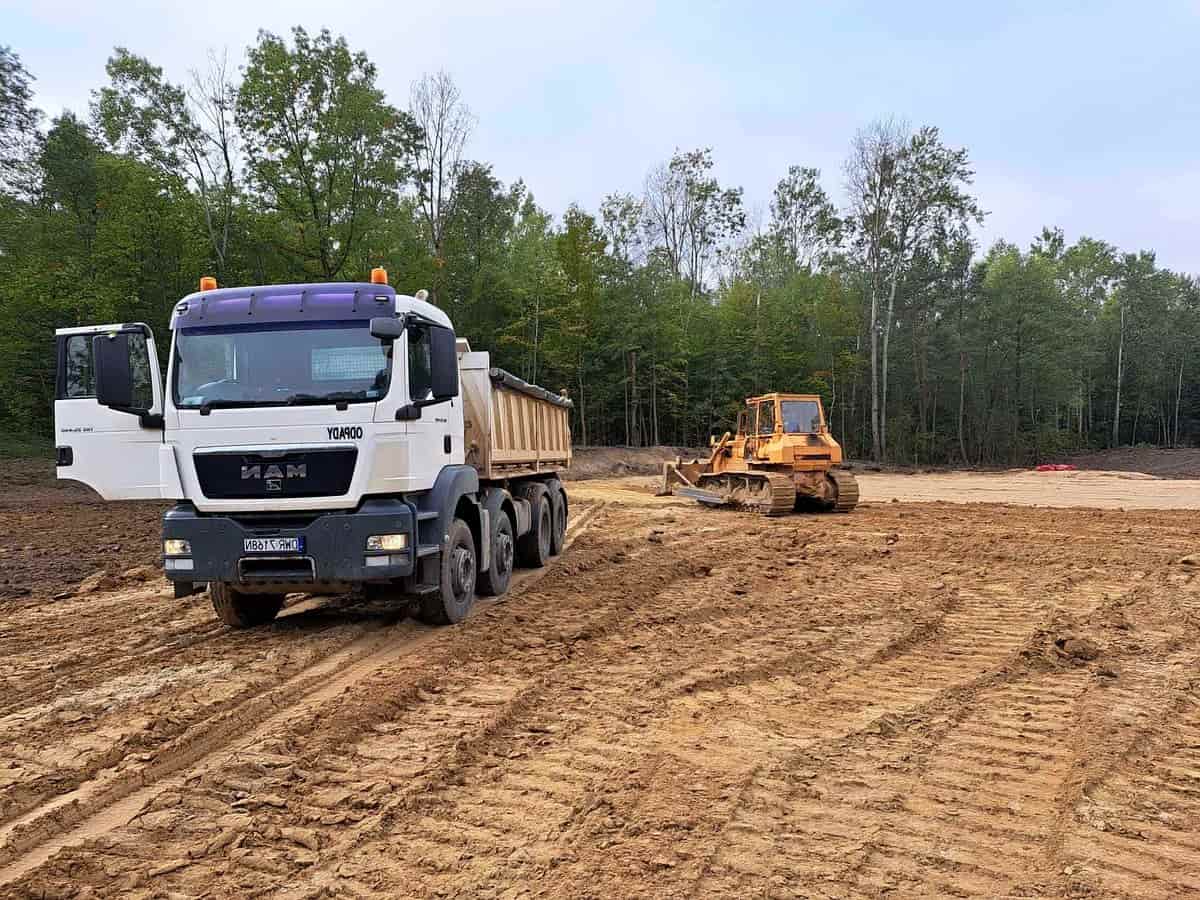 Pregatire teren pentru constructii in Sovata