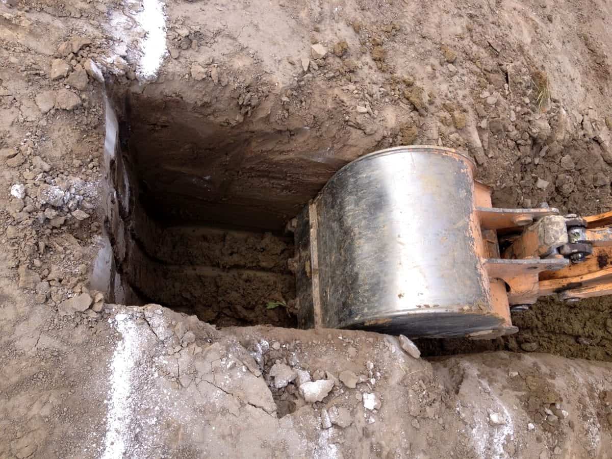 Sapaturi santuri utilitati in Sangeorgiu de Padure