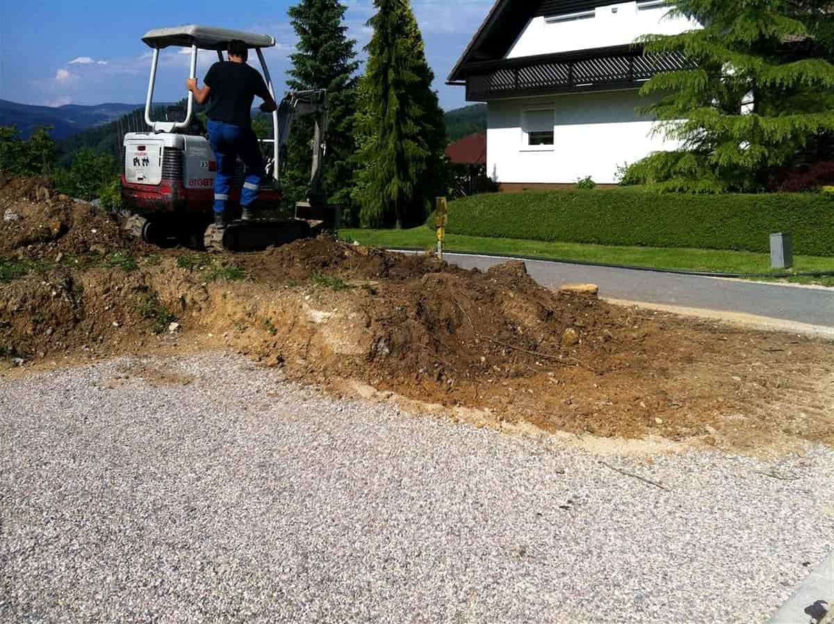 Sapaturi Mures pentru fundatii, santuri, curti si utilitati - imagine lucrare 4