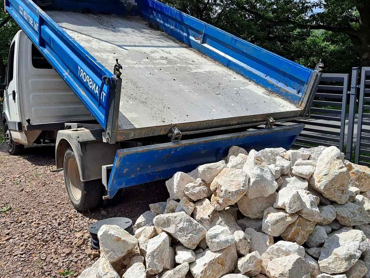 Transport piatra in Miercurea Nirajului